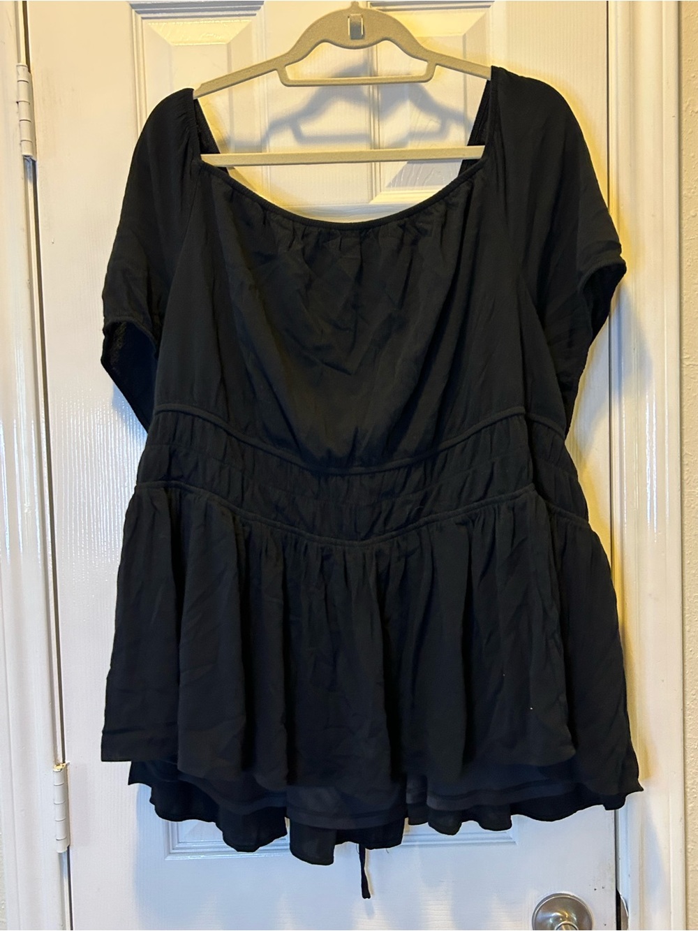 Torrid  Black Peplum Scoop-Neck Tunic Top with Tie Details